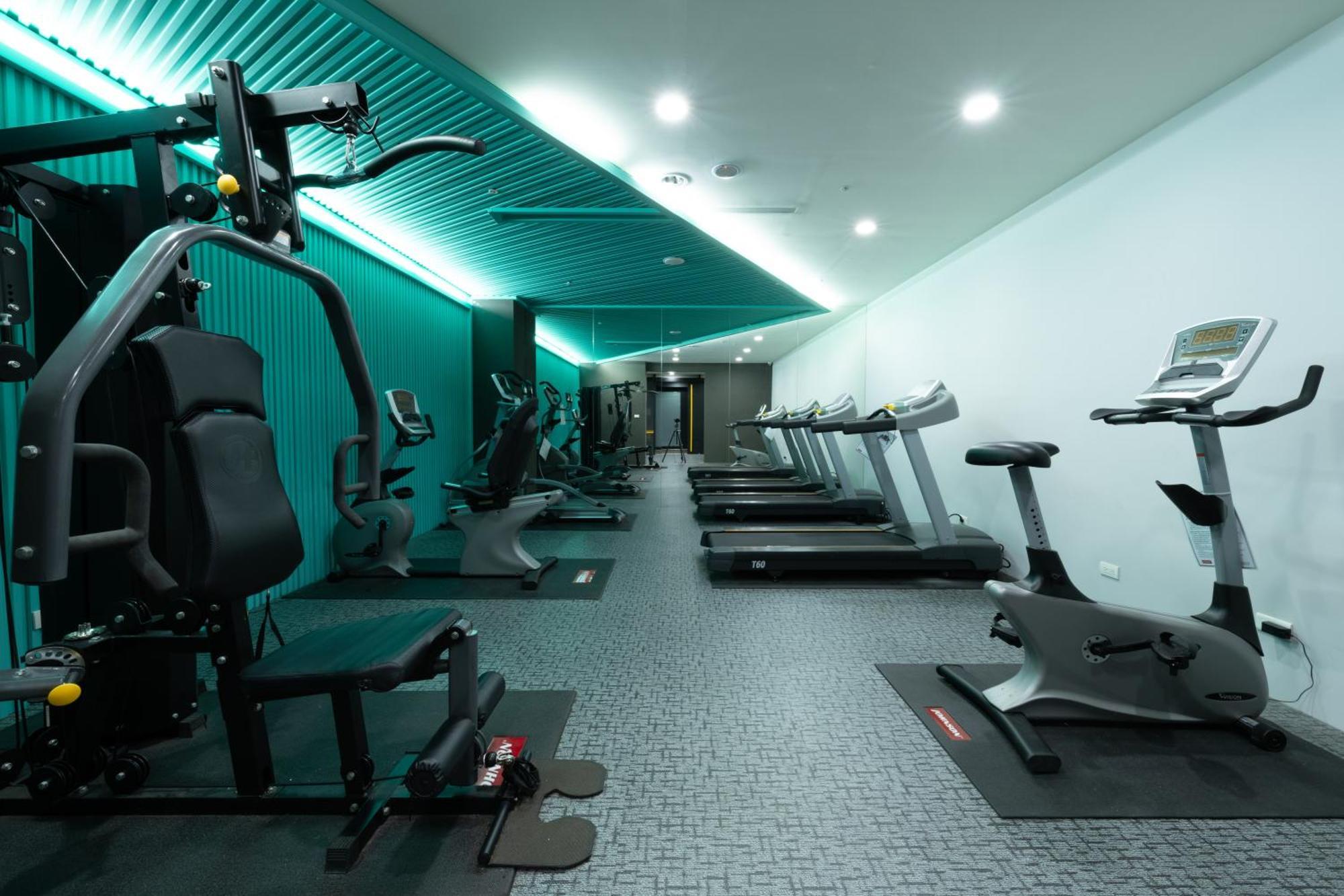 Ningcui Business Hotel تايتشونغ المظهر الخارجي الصورة