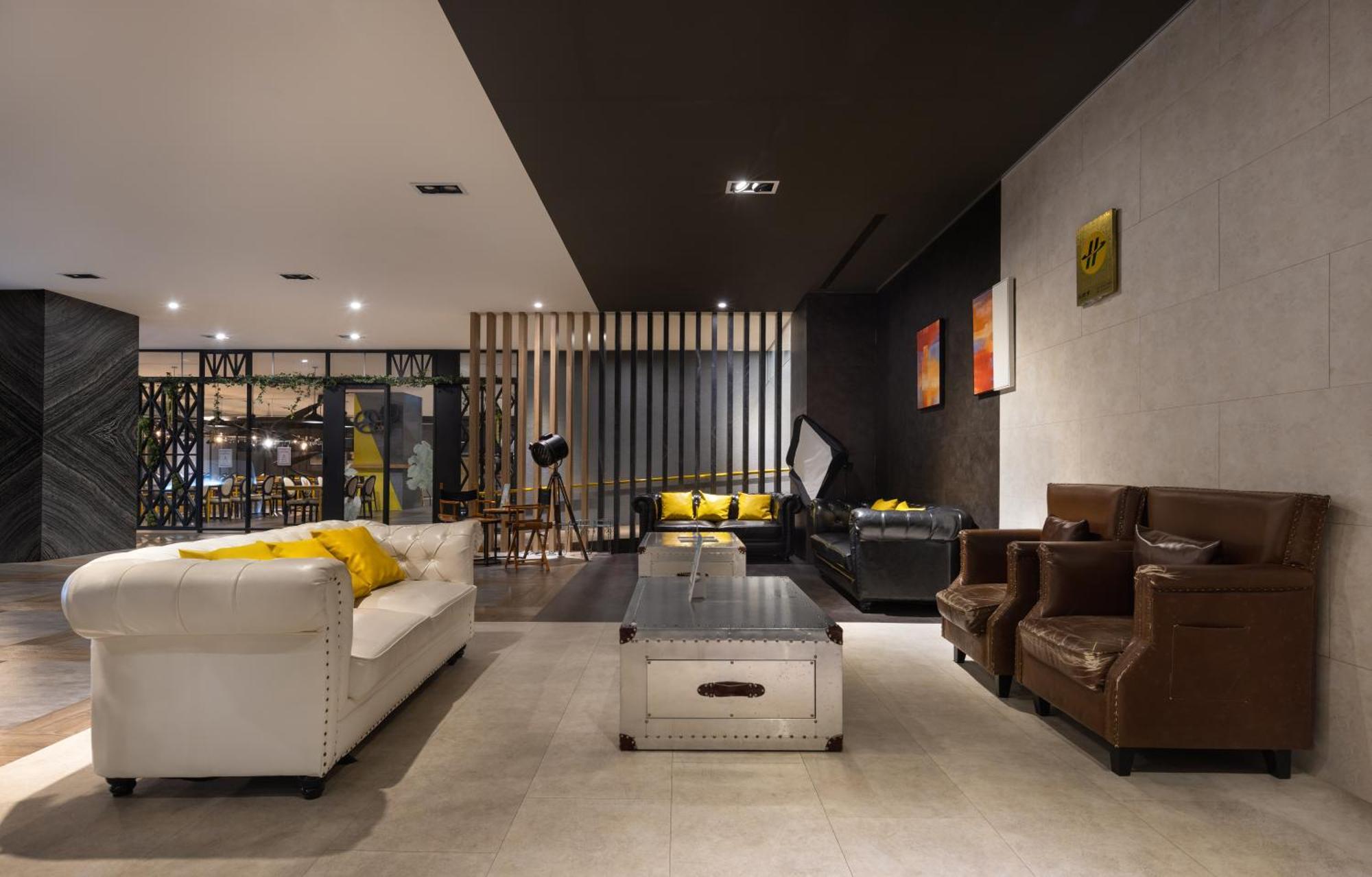 Ningcui Business Hotel تايتشونغ المظهر الخارجي الصورة
