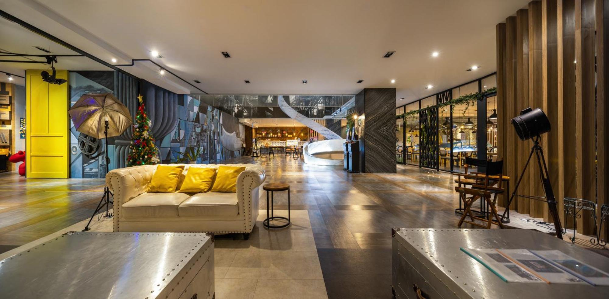 Ningcui Business Hotel تايتشونغ المظهر الخارجي الصورة